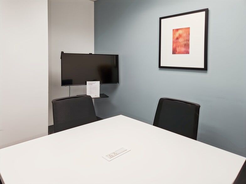 More Photos Of 2 Cityplace Dr, Creve Coeur Coworking Space