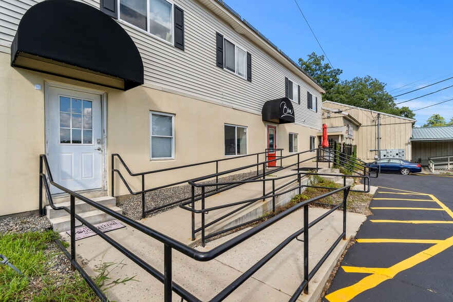 More Photos Of 313 Route 125, Brentwood Light Distribution For Lease