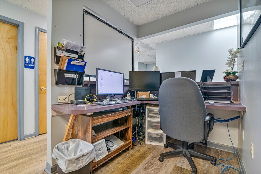 More Photos Of 371 E Brown St, East Stroudsburg Healthcare For Sale