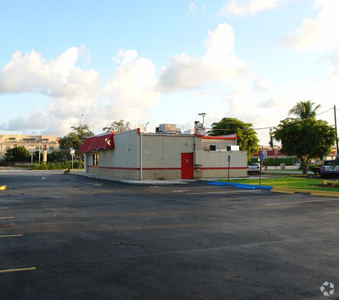 More Photos Of 1720 E Sunrise Blvd, Fort Lauderdale Fast Food For Lease
