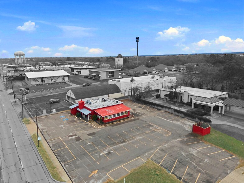 More Photos Of 565 W Bedford Euless Rd, Hurst Restaurant For Sale