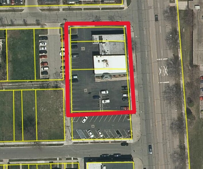More Photos Of 1744 Biddle Ave, Wyandotte General Retail For Sale