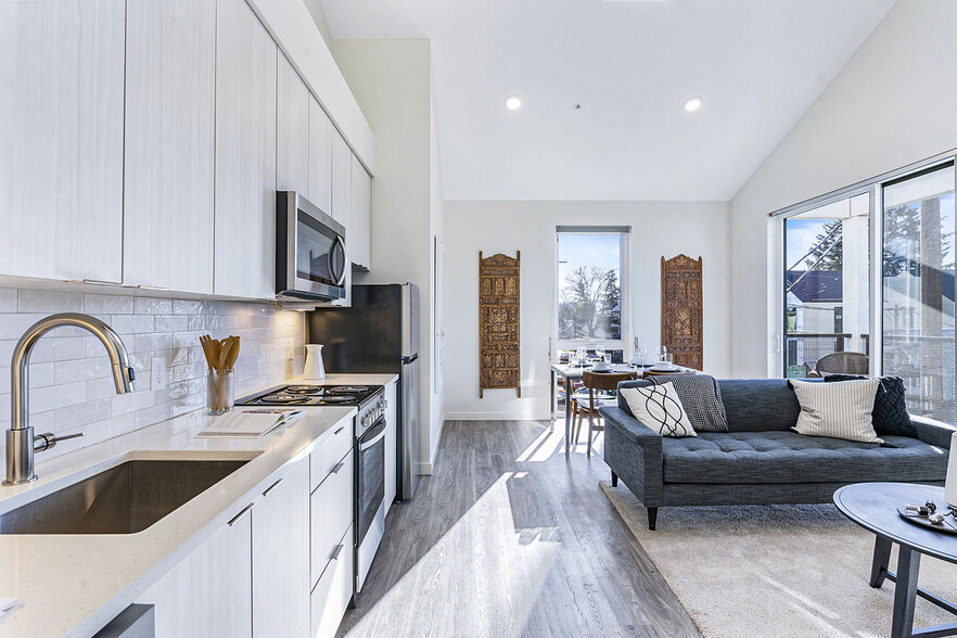 More Photos Of 5880 N Greeley Ave, Portland Apartments For Sale