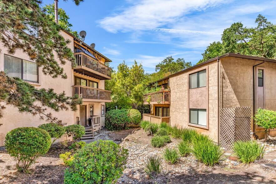 Primary Photo Of 301 Country View Ln, Pleasant Hill Apartments For Sale