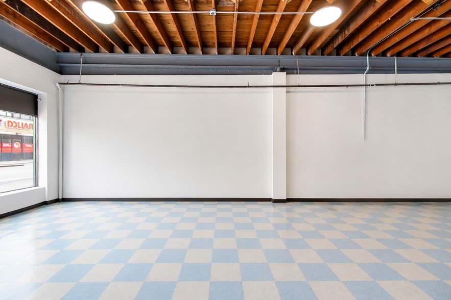 More Photos Of 3426 W Diversey Ave, Chicago Storefront For Lease