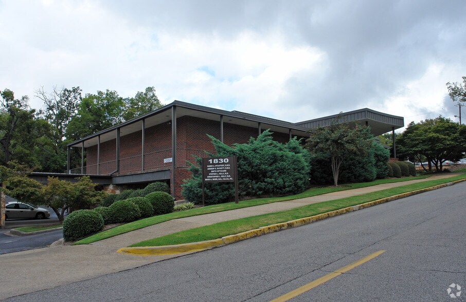 More Photos Of 1830 14th Ave S, Birmingham Office For Lease