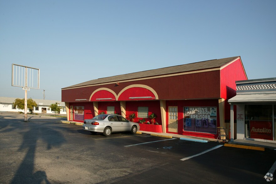 More Photos Of 3835 Palm Beach Blvd, Fort Myers Storefront Retail Office For Sale