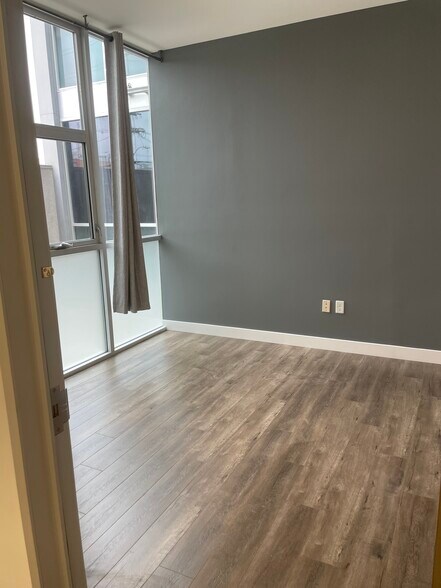 More Photos Of 2332 Cotner Ave, Los Angeles Loft Creative Space For Lease