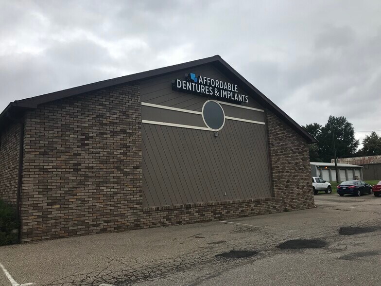 More Photos Of 423 Adair Ave, Zanesville Medical For Sale
