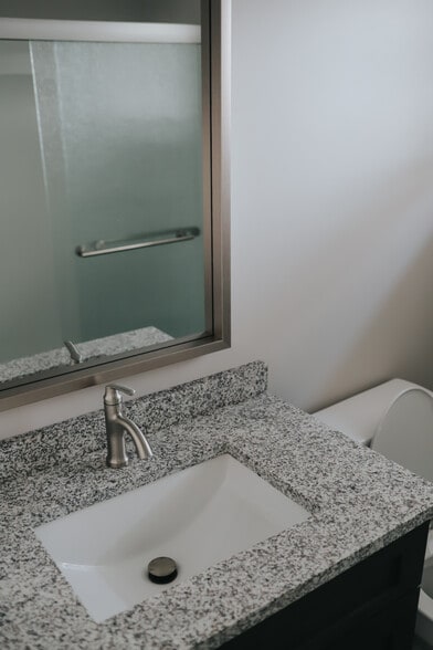 More Photos Of 419 W Main, Du Quoin Multifamily For Sale