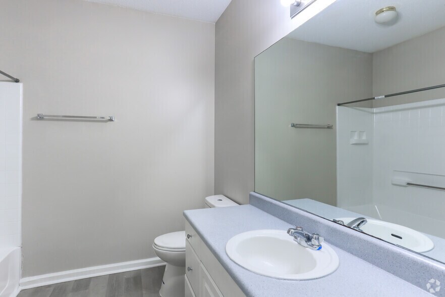 More Photos Of 6595 Mount Zion Blvd, Morrow Apartments For Sale