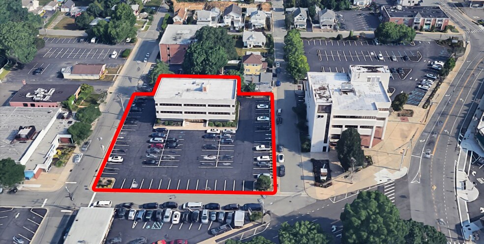 More Photos Of 2 Roosevelt Ave, Syosset Medical For Lease