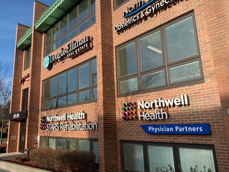 More Photos Of 36-29 Bell Blvd, Bayside Office For Lease