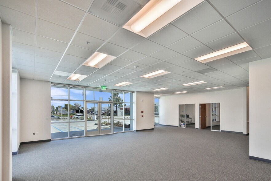 More Photos Of 11401 Greenstone Ave, Santa Fe Springs Distribution For Lease