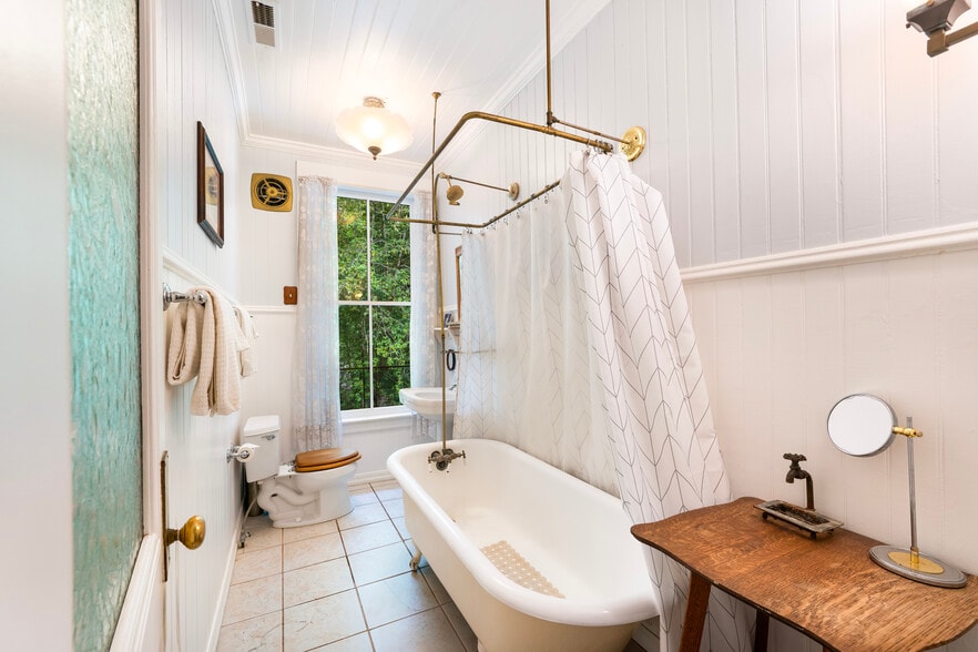 More Photos Of 12130 Highway 116, Guerneville Hospitality For Sale