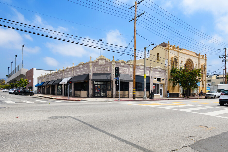 Primary Photo Of 700 N Heliotrope Dr, Los Angeles Storefront For Lease