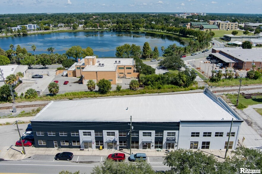 More Photos Of 305 W Main St, Lakeland Storefront Retail Office For Sale