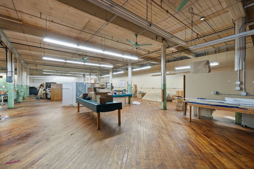 More Photos Of 118-122 Manton Ave, Providence Manufacturing For Sale