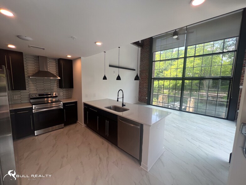 More Photos Of 378 Technology Center Way, Rock Hill Apartments For Sale