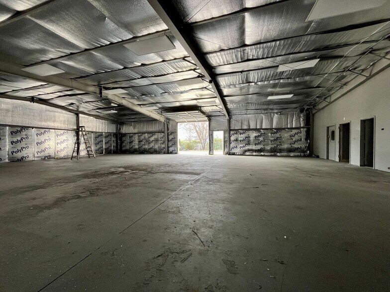 More Photos Of 470 Dwight Pl SW, Concord Industrial For Lease