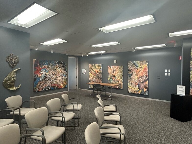 More Photos Of 1350 Main St, Springfield Office For Lease