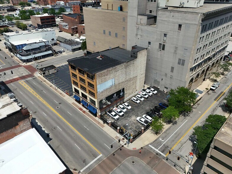 More Photos Of 610 Monroe St, Toledo Storefront Retail Residential For Sale