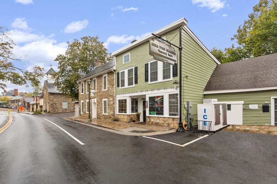 More Photos Of 36939 Charles Town Pike, Hillsboro Convenience Store For Sale