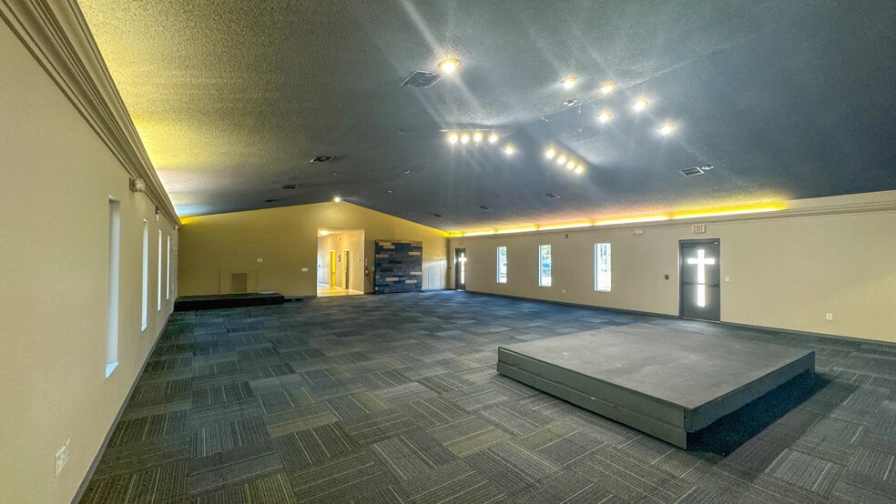 More Photos Of 4040 E County Road 540A, Lakeland Religious Facility For Sale