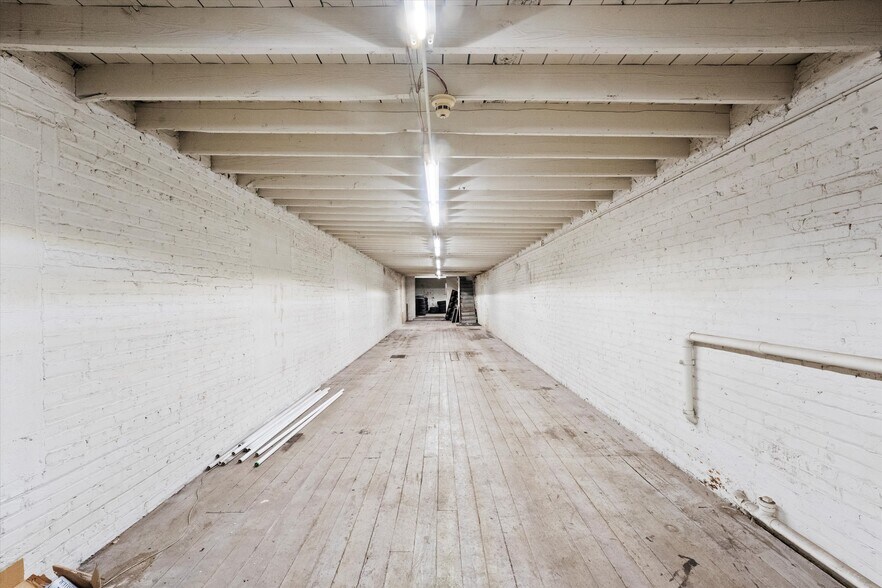 More Photos Of 2447 S Pulaski Ave, Chicago Warehouse For Sale