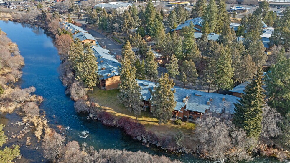 More Photos Of 3105 NE O. B. Riley Rd, Bend Hotel For Sale