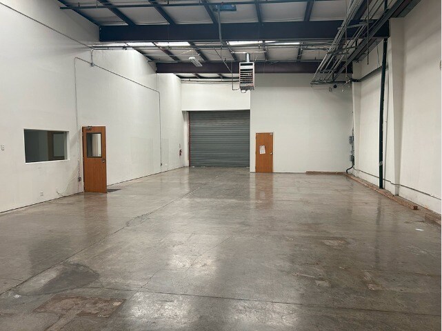 More Photos Of 450 Aaron St, Cotati Warehouse For Lease