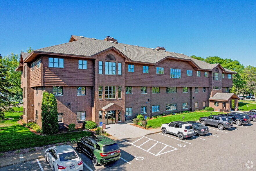 Primary Photo Of 199 Coon Rapids Blvd NW, Coon Rapids Office For Lease