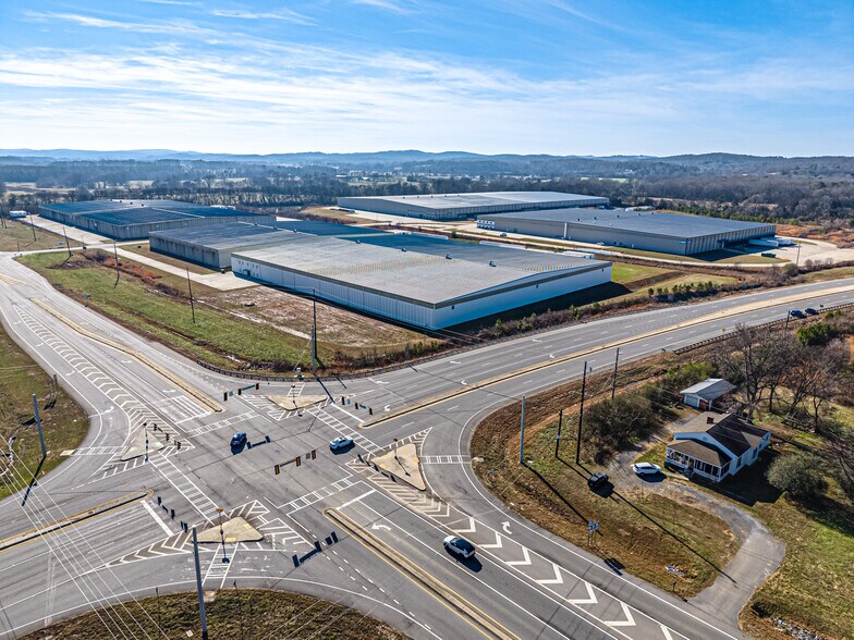 Primary Photo Of 103 Enterprise Dr SW, Calhoun Warehouse For Lease
