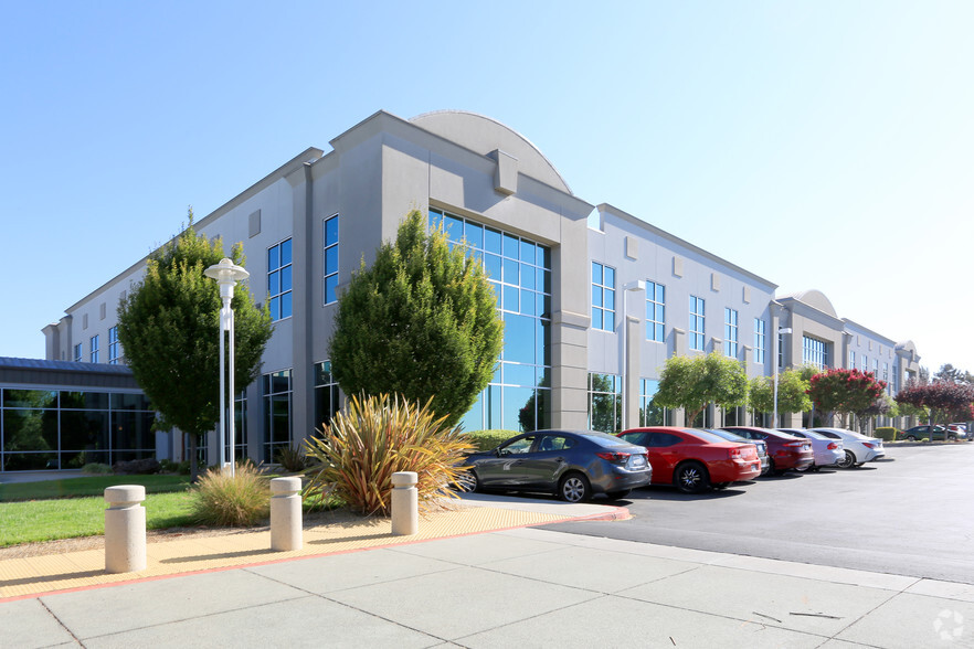 Primary Photo Of 2000-2100 S McDowell Boulevard Ext, Petaluma Office For Lease