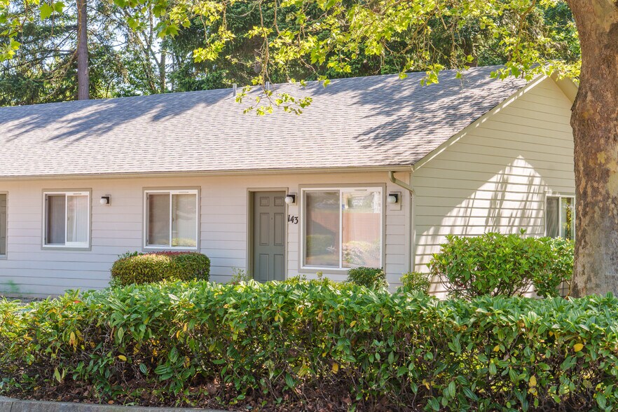 More Photos Of 133-143 Friendship Ave SE, Salem Apartments For Sale
