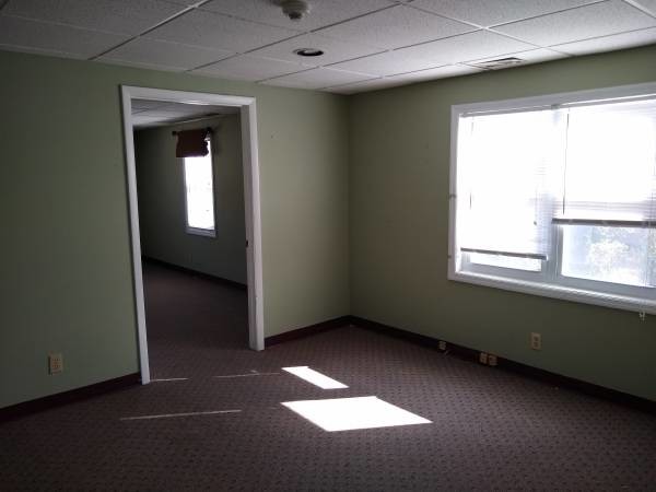 More Photos Of 3288 Delsea Dr, Franklinville Office For Lease