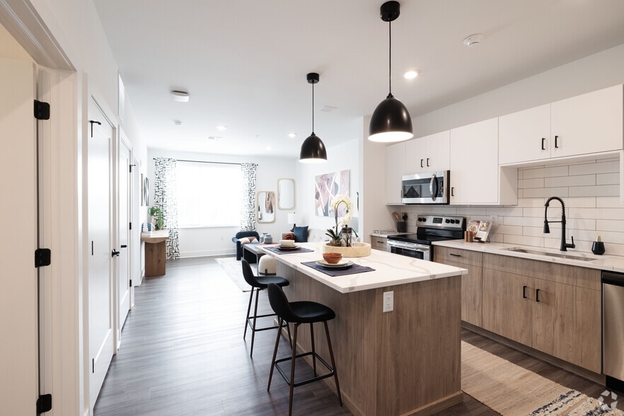 More Photos Of 580 Columbia Tpke, East Greenbush Apartments For Lease