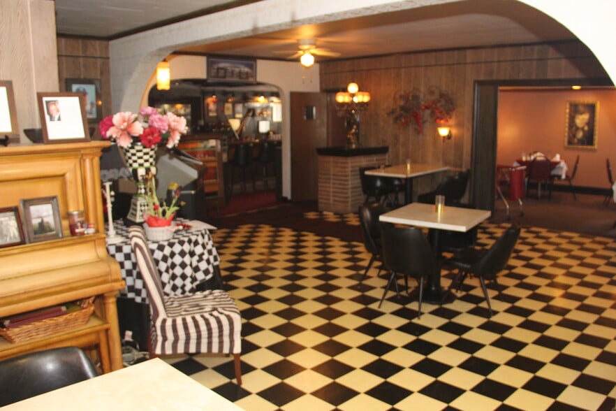 More Photos Of 2311 PA-247, Clifford Township Restaurant For Sale