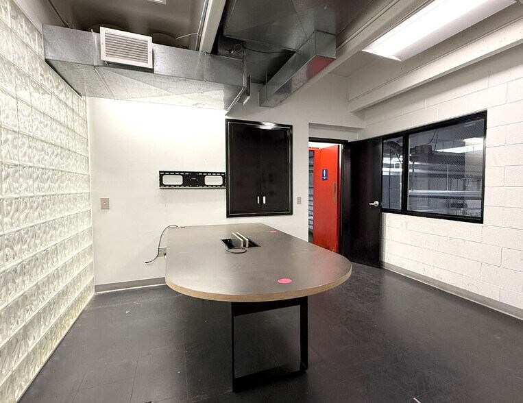 More Photos Of 2950 S Havana St, Aurora Unknown For Lease