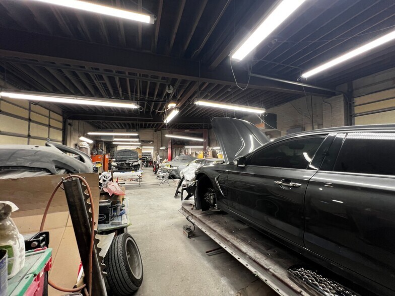 More Photos Of 3605 Woodland Ave, Baltimore Industrial For Sale