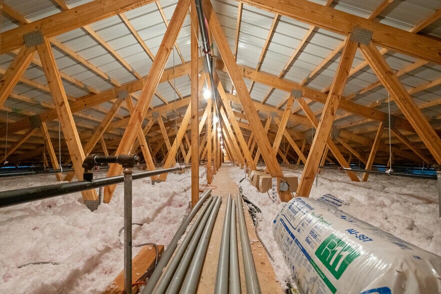 More Photos Of 109 Towle Farm Rd, Hampton Industrial For Sale