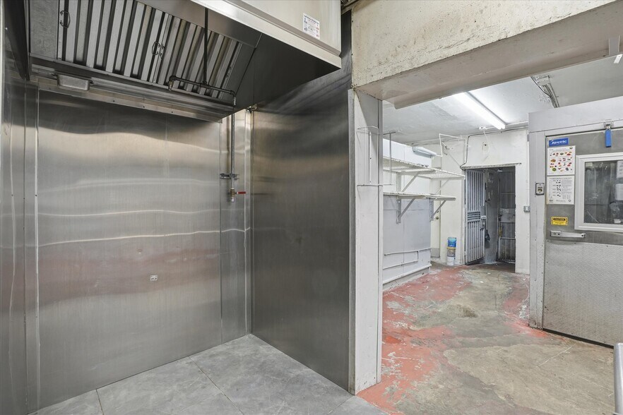 More Photos Of 45 NW 22nd Ave, Miami Restaurant For Sale