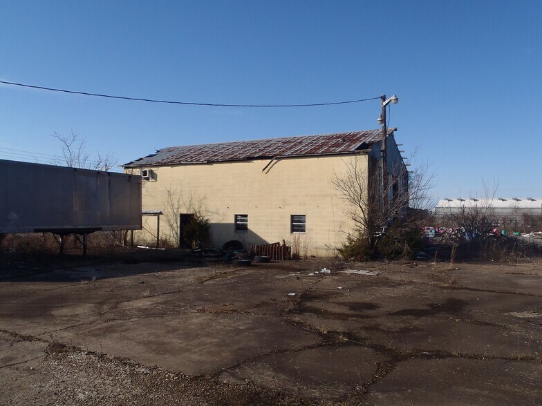 More Photos Of 2601 Van Dyke Rd, Newport Land For Sale