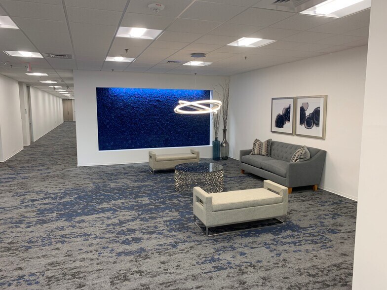 More Photos Of 4005 Technology Dr, Angleton Office For Lease