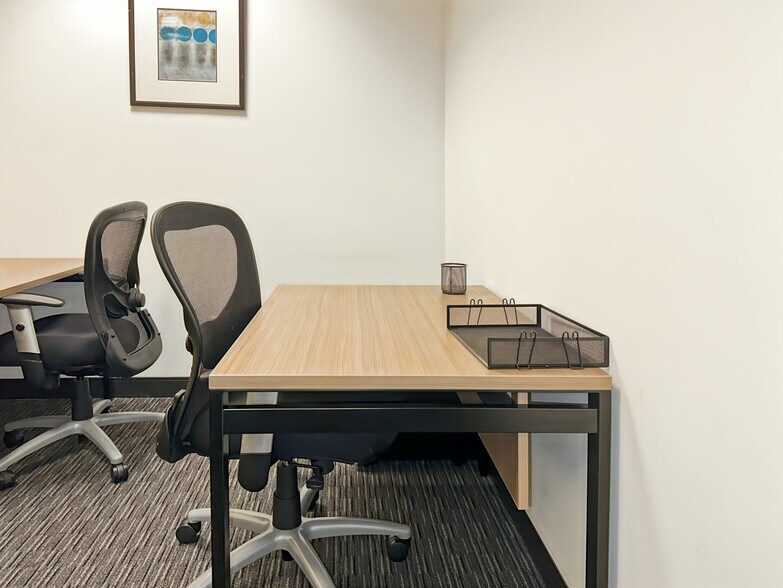 More Photos Of 100 Sun Ave NE, Albuquerque Coworking Space