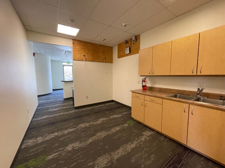 More Photos Of 8630 Technology Way, Reno Office For Lease