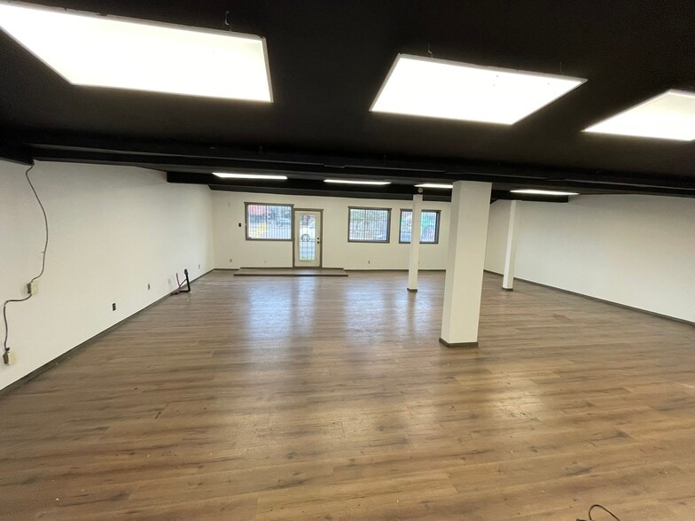 More Photos Of 2201 Rainier Ave S, Seattle Restaurant For Lease