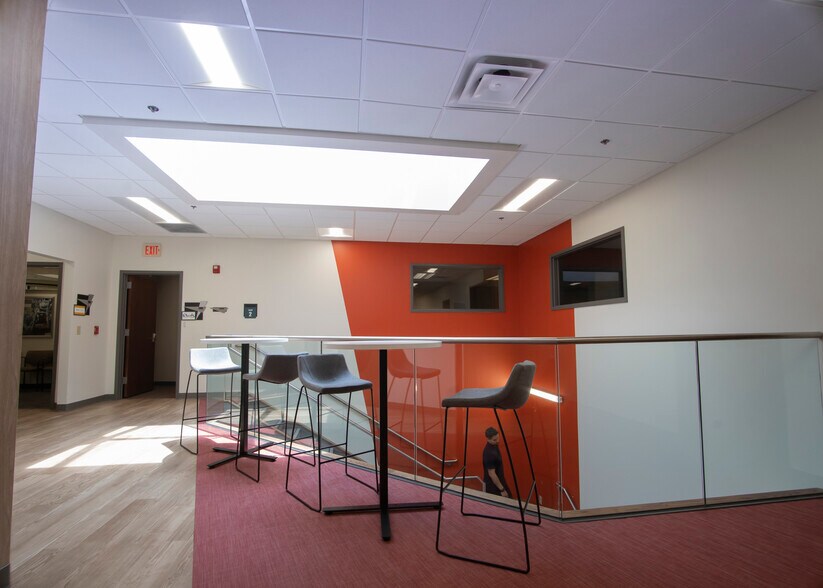 More Photos Of 1435 Win Hentschel Blvd, West Lafayette Office For Lease