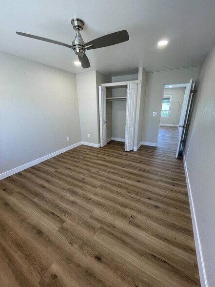 More Photos Of 836 Sinkler Way, Vista Apartments For Sale