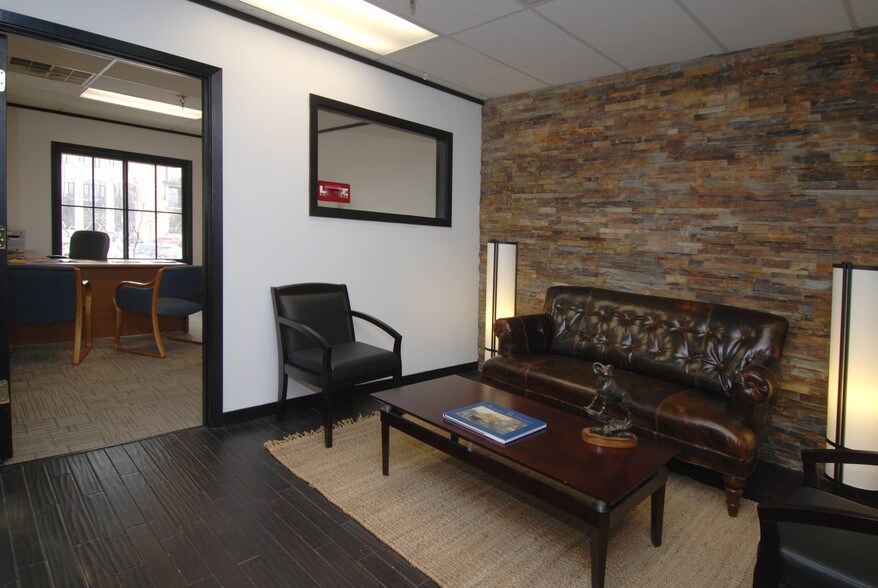 More Photos Of 1910 Prospector Ave, Park City Office For Lease